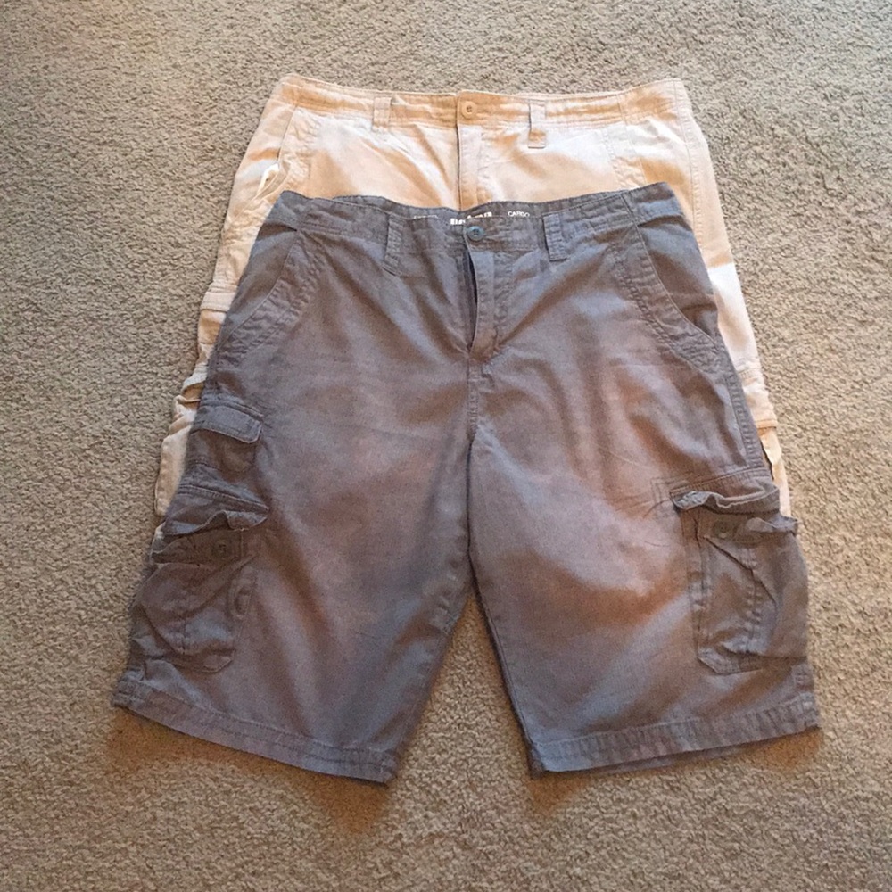 2 pair men's shorts size 36